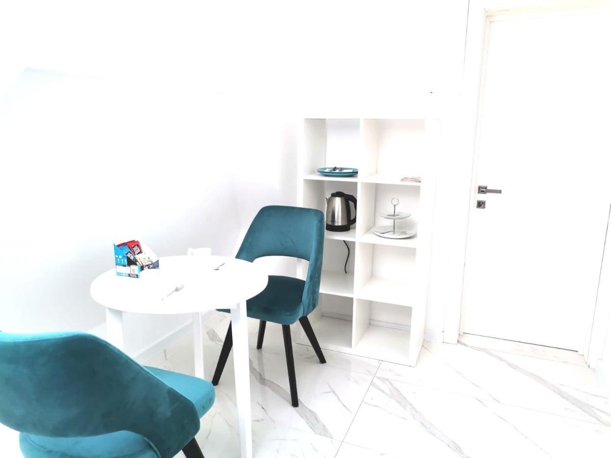 Lumiere Luxe Suites Beograd Bagian luar foto